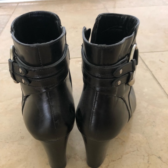 Ralph Lauren black leather ankle boots. 8.5 - Picture 4 of 6